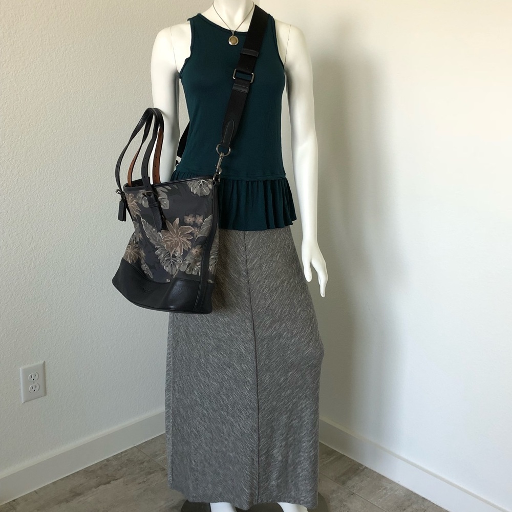 OUTFIT Ann Taylor LOFT Top XSP and Skirt S